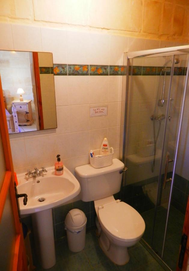 Arkati Literary B&B Sannat Luaran gambar