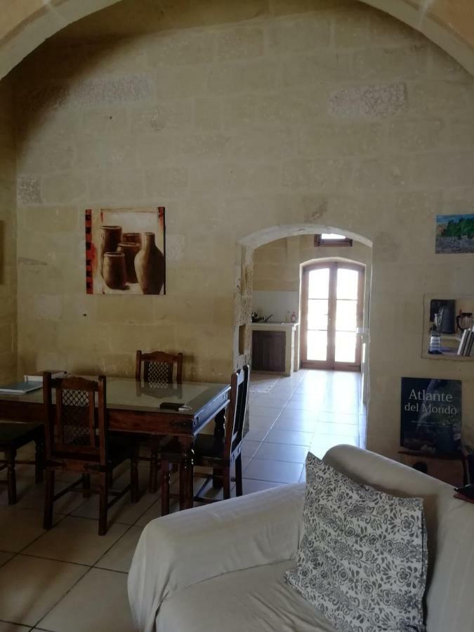 Arkati Literary B&B Sannat Luaran gambar
