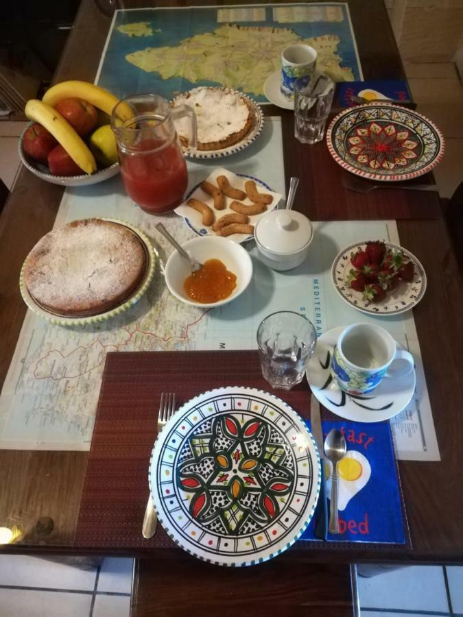 Arkati Literary B&B Sannat Luaran gambar
